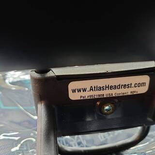 【商談中】【店舗同時販売中】ハーマンミラー アーロンチェア 2020年製  リマスタード Cサイズ フル装備 Atlas ヘッドレスト付　Herman Miller  グラファイト【店頭ご来店購入限定】