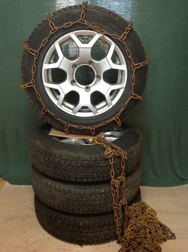 ジムニー 23型 純正サイズ ホイール タイヤ チェーン 4本セットです ヤスキチ 岩見沢のタイヤ ホイールの中古あげます 譲ります ジモティーで不用品の処分