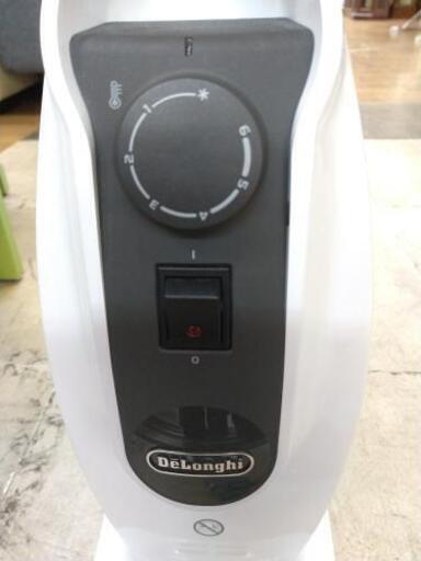 Amazon | De'Longhi (デロンギ) ミニオイルヒーター NJ0505E 小型軽量