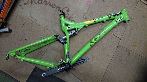 お取引中 Specialized stumpjumper FSR フレームセット　26インチ