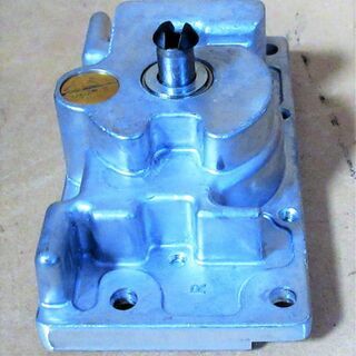 ☆リョービ RYOBI 7YADS 吊り戸歯車 制御装置8個セット◆バタンと閉まるのを防ぐ