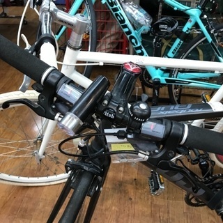 FUJIのクロスバイク25インチ アクセサリーも多数ついておトクです！