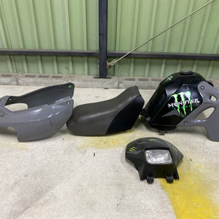 商談中 KSR-2 80 外装 ほぼ一式セット