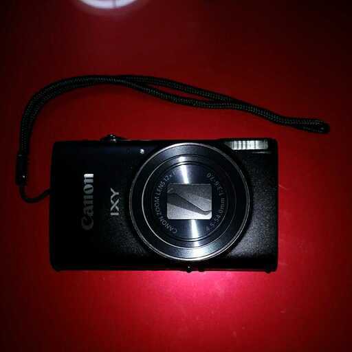 極美品 Canon キャノン IXY 650 黒　＋　32GBSDカード　＋ケース