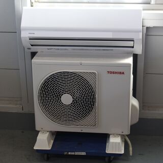 T181) ☆高年式☆ 東芝 ルームエアコン RAS-G221M-W + RAS-G221MA 室外