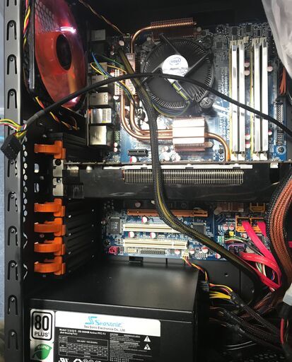 旧ゲーミングPC Core2DuoE8400 3Ghz メモリ8G SSD160GB+HDD2.5TB