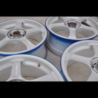 17インチPCD100.5ホールホワイトアダアンホイルセット