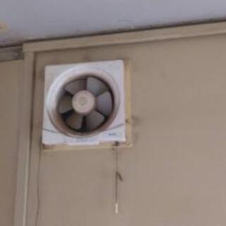 最終値下げ】【近隣は配送費サービスします】ユニットハウス 電気の 