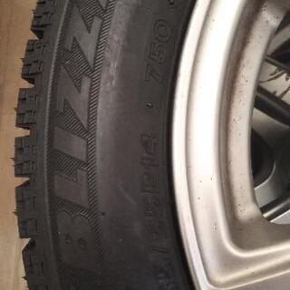 タイヤは未使用 スタッドレス ブリザックVRX 軽自動車用タイヤ付きホイール　4本　155/65 R14　ムーブにはいていました