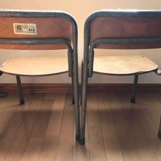 【０円】　小学校低学年の椅子　差し上げます。