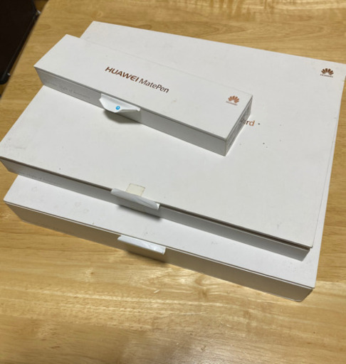2016年購入HUAWEI MATEBOOK全部揃ってます。