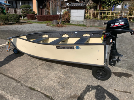 ﾎﾟｰﾀﾎﾞｰﾄ10f スズキ6馬力 魚探