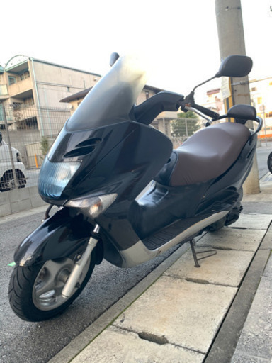 マジェスティ125 FI インジェクション　自賠責10月まで！　セル一発！ マジェスティ125 FI インジェクション 自賠責10月まで！ セル一発！