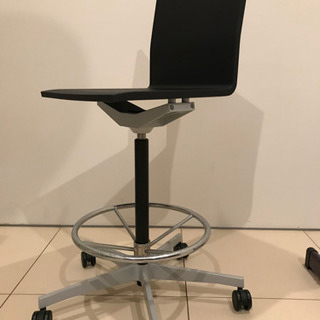 ヴィトラ社　カウンターチェア2脚セット