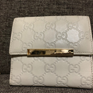 GUCCI 二つ折り財布