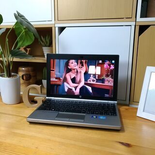 corei5メモリ8GのスーパーPC☆ 高級感のあるシルバーのHP、Elitebook♪