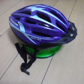 子供用　ヘルメット　54－56㎝（調節機能付き）　美品