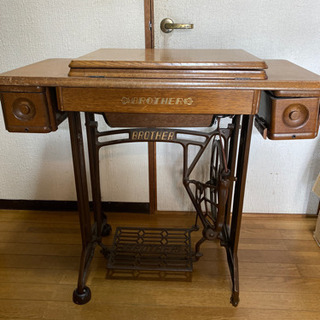 商談中》金曜日まで大幅値下げ中！貴重！【ブラザー ミシン 足踏み