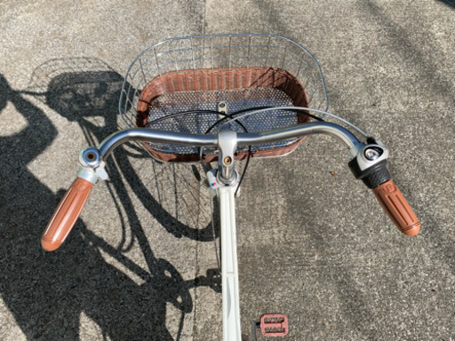中古自転車 ブリヂストン カジュナ 26型 内装3段変速LEDオートライトつき