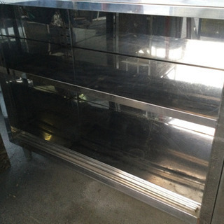 中古　収納庫　戸棚　食器棚　食器庫　　幅120　　奥行60　　高さ180　 （ｃｍ）　店舗　業務用　ステンレス製　保管庫　上下　２段　物置　にも