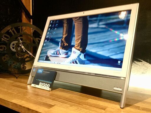 売約済み。ご覧頂きありがとうございました。一宮でWindows10搭載機！【NEC VALUESTAR 一体型PC 21.5インチ フルHD液晶× Blu-rayドライブ搭載機 クアッドコアCPU Intel Core i7 RAM8GB/新品SSD240GB】一宮市のパソコン屋 Mr.Carnival（ミスカニ）です！パソコン修理・中古パソコンの販売【クレカ\u0026PayPay使えます！】店頭在庫PCのご紹介です！受け渡しは店舗にて(^^)/
