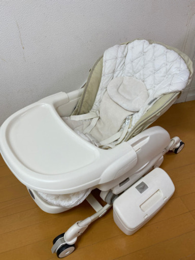 値下げしました コンビ 電動バウンサー ハイローチェア Lisa 豊中のベビー用品 ベビーラック ベビーチェア の中古あげます 譲ります ジモティーで不用品の処分
