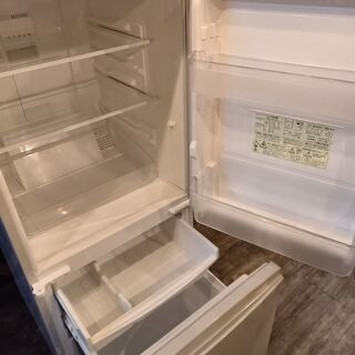 G4113　カード利用可能　SHARP　2ドア冷蔵庫　SJ-14T-S　内容量137ℓ　2011年製　ファン冷式　　送料A　家電　プラクラ南9条店ｇ G4113 カード利用可能 SHARP 2ドア冷蔵庫 SJ-14T-S 内容量137ℓ 2011年