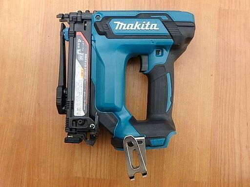 Makita マキタ 充電式タッカ18V ST421DRG 未使用品 B06-09 | procomm.ca