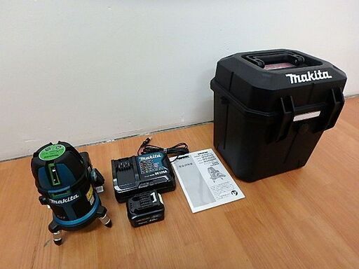 Makita マキタ 充電式屋内・屋外兼用墨出し器 10.8V SK505GDN B06-10