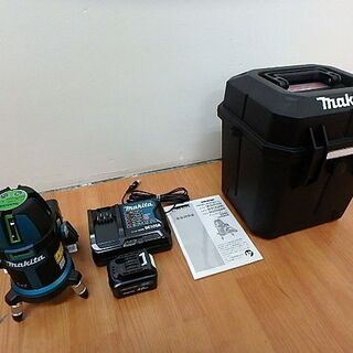 Makita マキタ 充電式屋内・屋外兼用墨出し器 10.8V SK505GDN B06-10