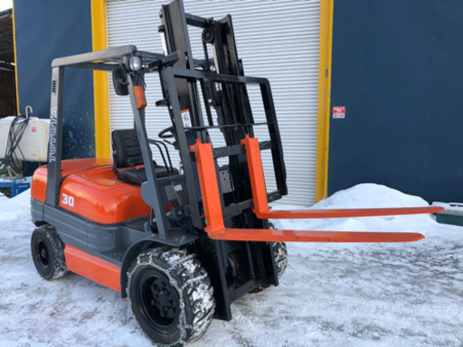 トヨタフォークリフト　3トン