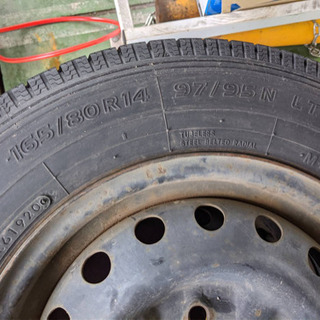 スタッドレスタイヤ　鉄チン付・165/80R14・4本・2020年製　中古