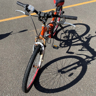 中古自転車　バスケットと空気入れセット