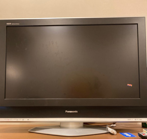 液晶テレビ