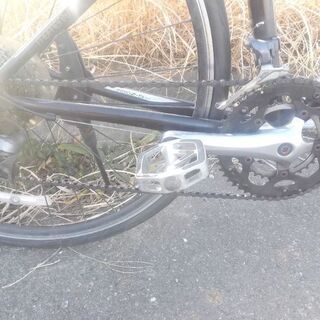 クロスバイク momentum モーメンタム iＮeed Z-5AIR 16段変速 ブラック 配送無料