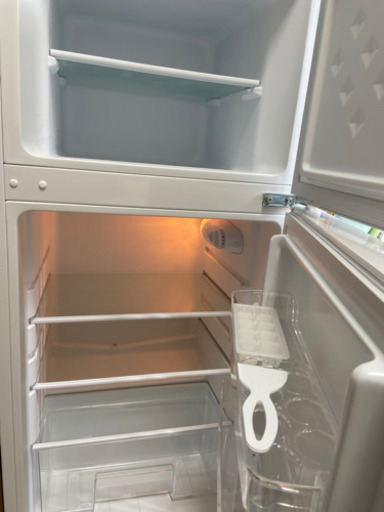 冷凍庫付きの冷蔵庫