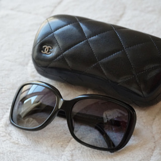 シャネル) CHANEL サングラス リボン 黒×白 5171A 中古