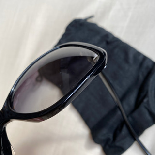 シャネル) CHANEL サングラス リボン 黒×白 5171A 中古