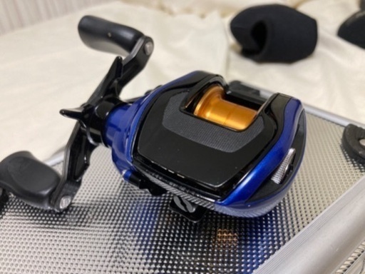 美品 ダイワ T3 カスタムカラー ブラックu0026ブルー DAIWA 【公式通販】