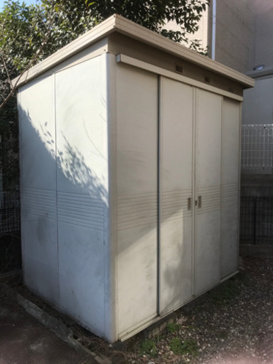 物置　　野外倉庫
