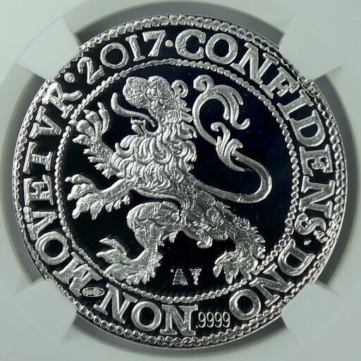 希少な初日発行 NGC PF70UC コレクターケース・証明書付】2017年