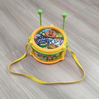 ピノチオ  アンパンマンの太鼓   おもちゃ