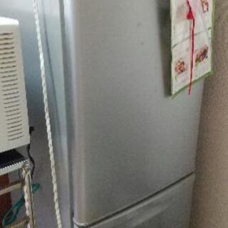 冷蔵庫　パナソニック　NR-B172W