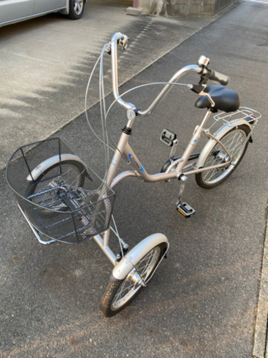 高齢者 障害者対応 三輪自転車 変速 三輪車　福祉 シニア 自転車 サイクリング シニアカー 高齢者 障害者対応 三輪自転車 変速 三輪車 福祉 シニア 自転車