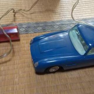 車 レトロ 動作はタイヤのみです