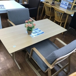 ★綺麗な状態で入荷しております！無印良品のリビングでもダイニングでも使えるテーブルセット