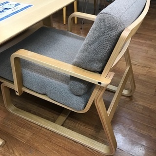 ★綺麗な状態で入荷しております！無印良品のリビングでもダイニングでも使えるテーブルセット