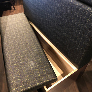 【値下げしました】ベンチシート&テーブル