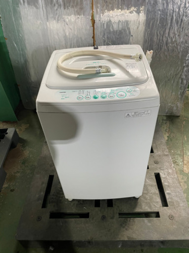 k0208-18 TOSHIBA 東芝　洗濯機　AW-305 5kg 2011年