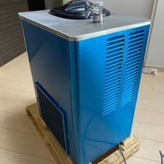 値下げ　新中古　業務用のソフトクリームメーカー